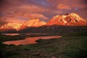 Chile, Sonnenaufgang über dem Torres del Paine Massiv